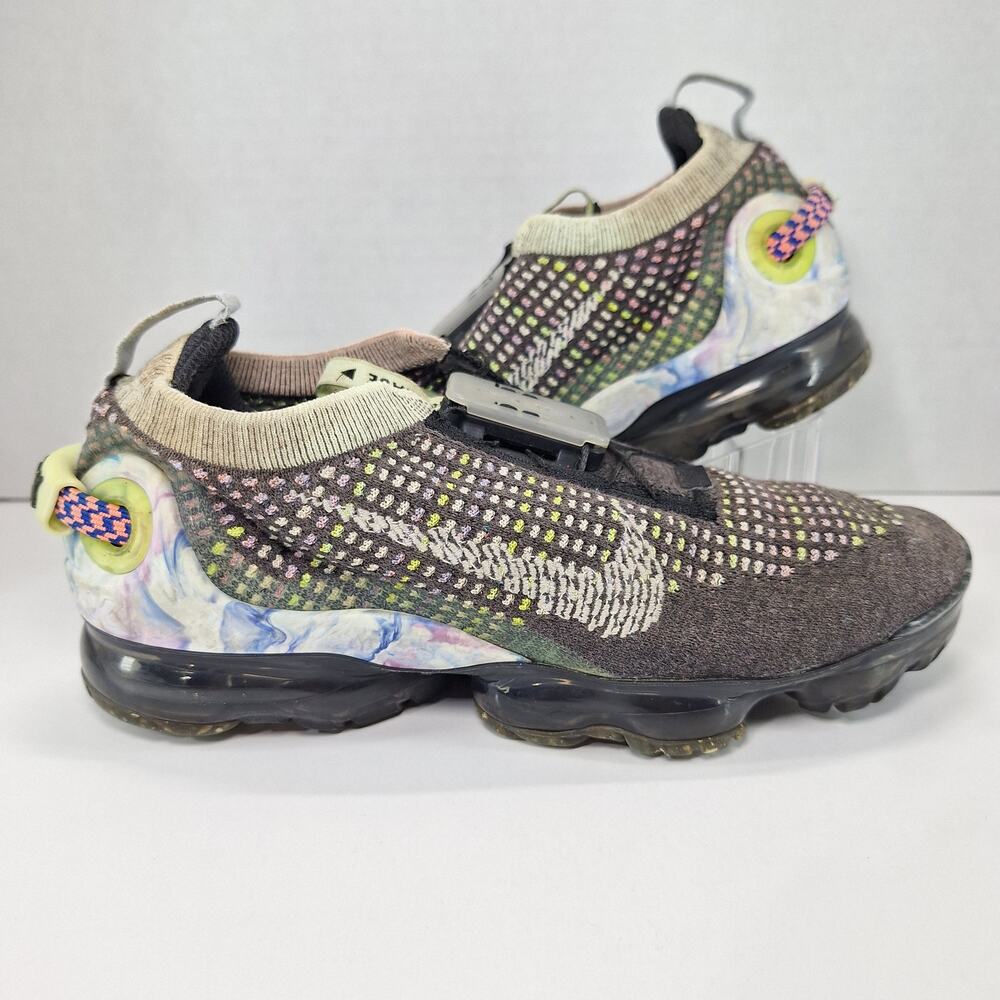 Nike Air VaporMax 2020 Flyknit Womens 7 Black Multi CT1933-001 Shoes Sneakers